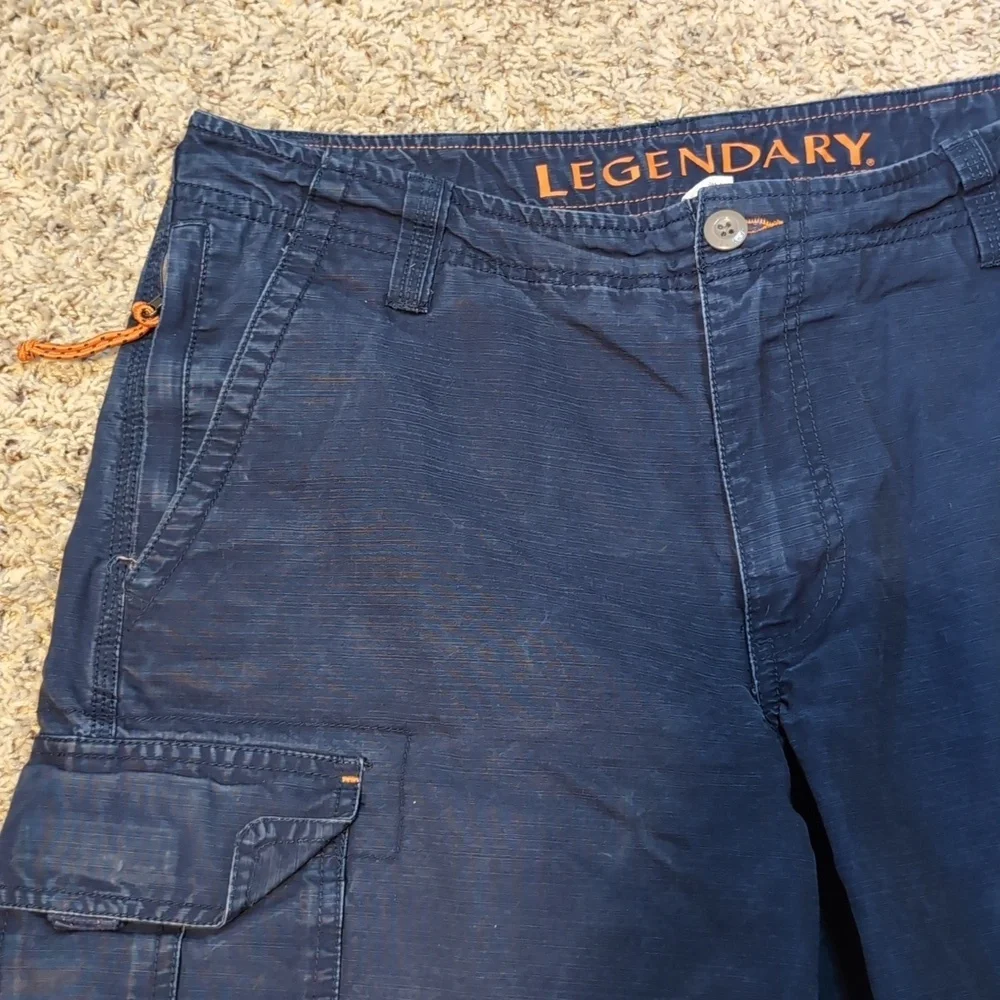 Legendary Whitetails NAVY Cargo Shorts Sz 34